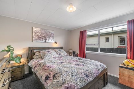 Photo of property in 8 Mackenzie Street, Winton, 9720