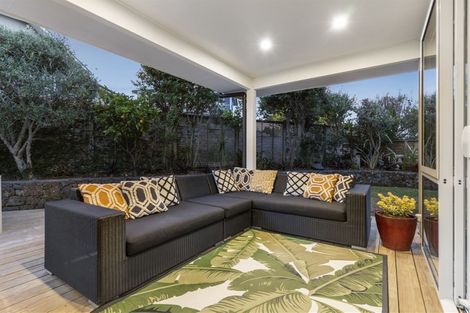 Photo of property in 14 Theodora Place, Mairangi Bay, Auckland, 0630