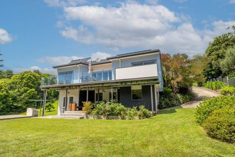 Photo of property in 37 Bay Vista Drive, Pohara, Takaka, 7183