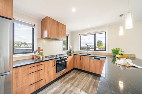 Photo of property in 37 Buddle Road, Wallaceville, Upper Hutt, 5018