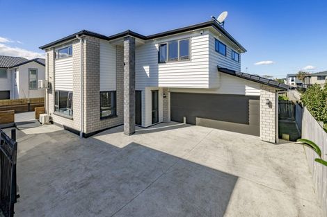 Photo of property in 11b Oxford Road, Manurewa, Auckland, 2102