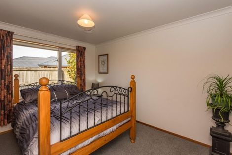 Photo of property in 12 Lexington Place, Shirley, Christchurch, 8061