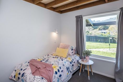 Photo of property in 12 Kew Grove, Raumati Beach, Paraparaumu, 5032
