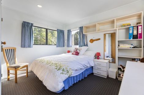 Photo of property in 60 Veale Road, Ridgewood, New Plymouth, 4371