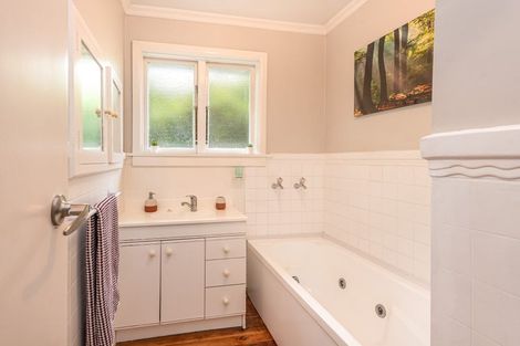 Photo of property in 74 Hargood Street, Woolston, Christchurch, 8062