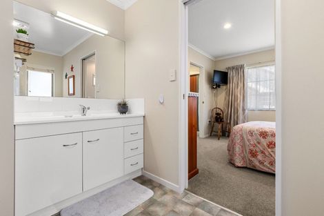 Photo of property in Orange Grove Village, 24/22 Pyes Pa Road, Pyes Pa, Tauranga, 3112