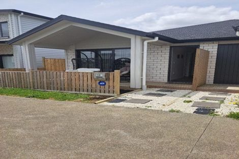 Photo of property in 20 Rorotu Avenue, Karaka, Papakura, 2113