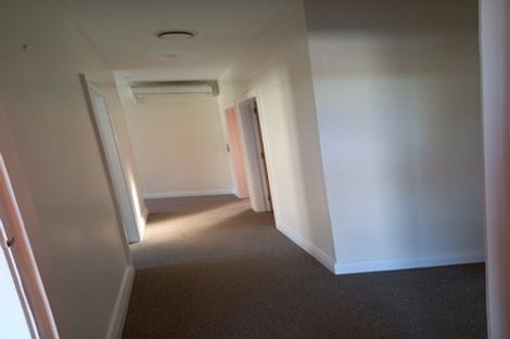 Photo of property in 82 Mortimer Terrace, Brooklyn, Wellington, 6021