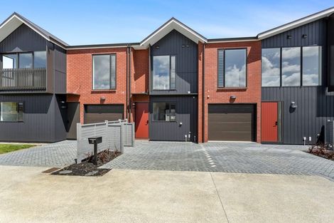 Photo of property in 32 Roundel Crescent, Whenuapai, Auckland, 0618