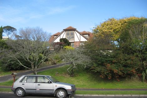 Photo of property in 24 Copperfield Terrace, Mellons Bay, Auckland, 2014