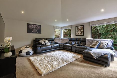 Photo of property in 23 Bemrose Place, Cockle Bay, Auckland, 2014