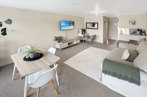 Photo of property in 35 Knowles Street, Terrace End, Palmerston North, 4410