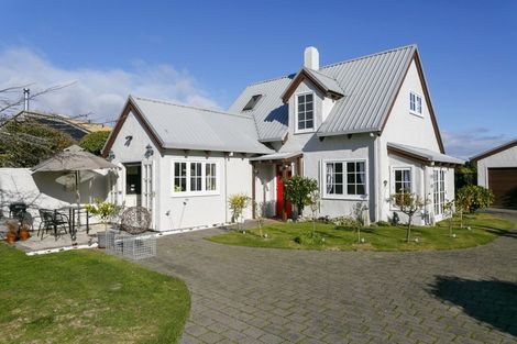 Photo of property in 61 Chesham Avenue, Waipahihi, Taupo, 3330