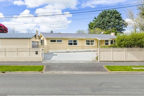 Photo of property in 2 Carrington Avenue, Hillcrest, Hamilton, 3216