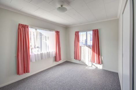 Photo of property in 13c Burns Street, South Dunedin, Dunedin, 9012