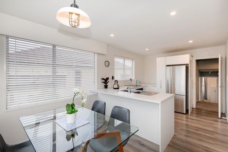 Photo of property in 1/161 Marine Parade, New Brighton, Christchurch, 8083