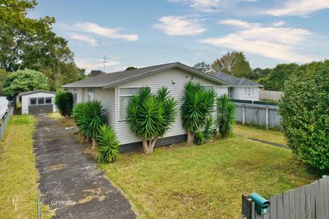 Photo of property in 6 Alamein Place, Pukekohe, 2120