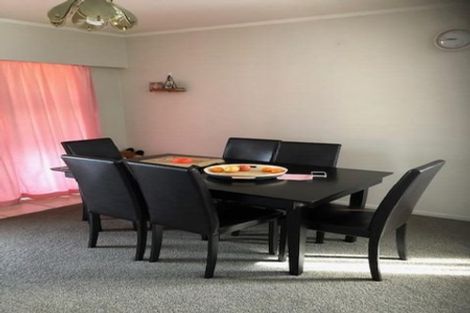 Photo of property in 2/50 Te Kanawa Crescent, Henderson, Auckland, 0610