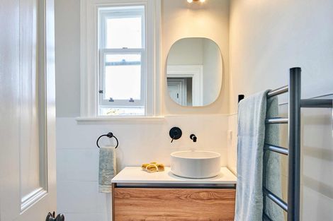 Photo of property in 99 Brougham Street, Mount Victoria, Wellington, 6011