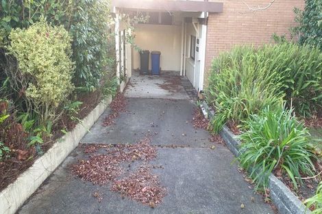 Photo of property in 1/43 Eastcliffe Road, Castor Bay, Auckland, 0620