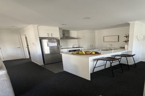 Photo of property in 2/23 Maccallum Court, Rototuna, Hamilton, 3210