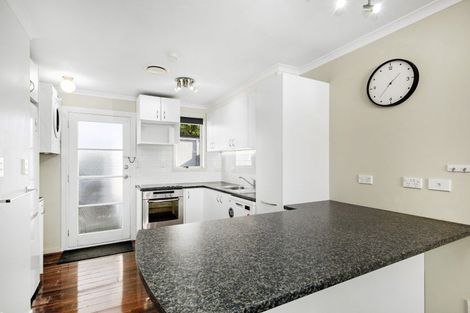 Photo of property in 2/16a Ranfurly Street, Trentham, Upper Hutt, 5018