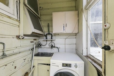 Photo of property in 62 Herald Street, Berhampore, Wellington, 6023