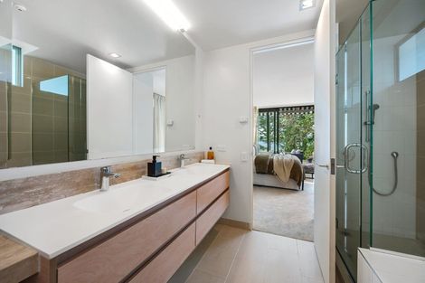 Photo of property in 15/258 Hurstmere Road, Takapuna, Auckland, 0622