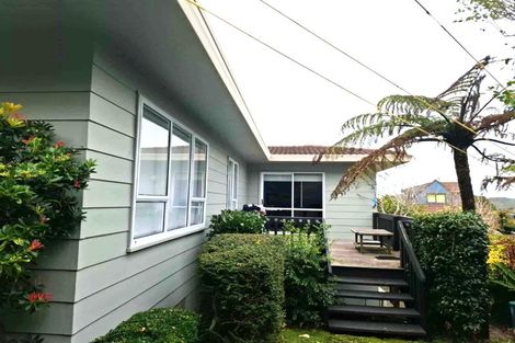 Photo of property in 123 Montgomery Avenue, Karori, Wellington, 6012