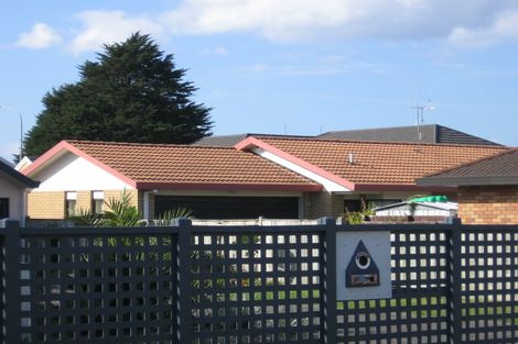 Photo of property in 10a Ngamotu Place, Mount Maunganui, 3116