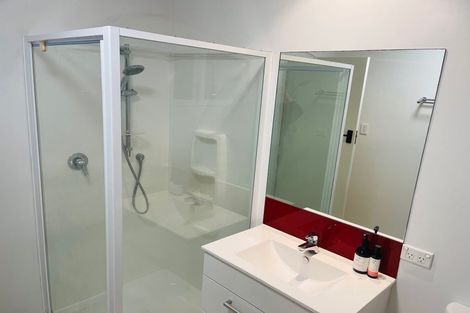 Photo of property in 2/58 Amaru Road, One Tree Hill, Auckland, 1061