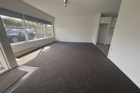 Photo of property in 2/58 Rimu Street, New Lynn, Auckland, 0600