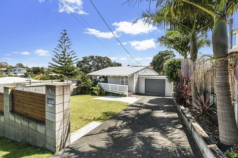 Photo of property in 6a Tiri Road, Manly, Whangaparaoa, 0930