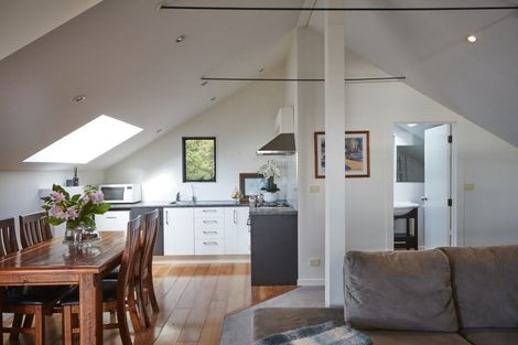 Photo of property in 15a Te Papa Road, Kawakawa Bay, 2585