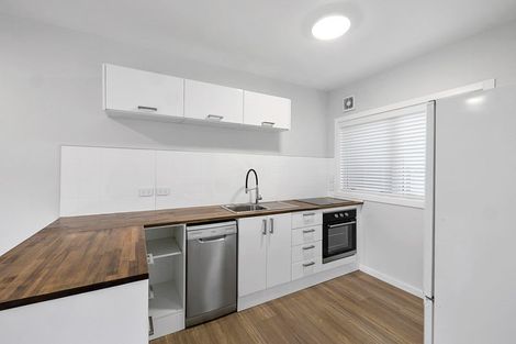 Photo of property in 38c Breakwater Road, Moturoa, New Plymouth, 4310