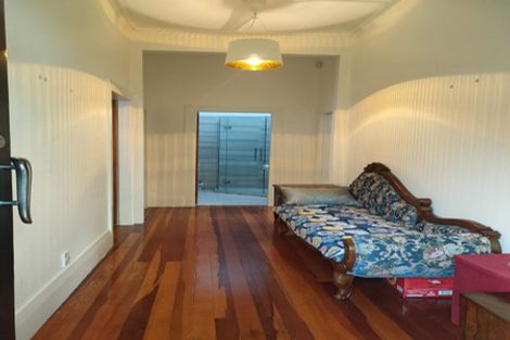 Photo of property in 4 Kowhatu Road, One Tree Hill, Auckland, 1061