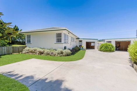 Photo of property in 10 Walnut Place, Owhata, Rotorua, 3010