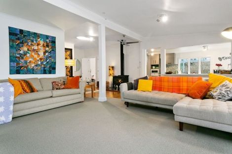 Photo of property in 263 Shakespeare Street, Leamington, Cambridge, 3432