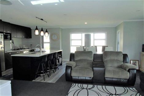 Photo of property in 12 Rimutaka Street, Trentham, Upper Hutt, 5018