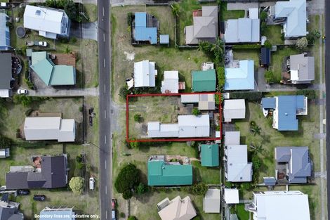 Photo of property in 216 Given Avenue, Whangamata, 3620