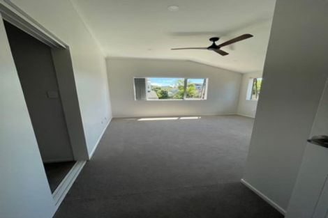 Photo of property in 30b Sorrel Crescent, Bucklands Beach, Auckland, 2012