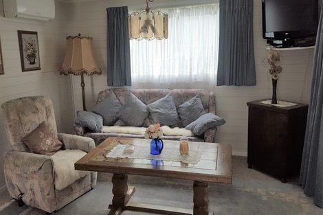 Photo of property in 1 Brook Road, Parahaki, Whangarei, 0112