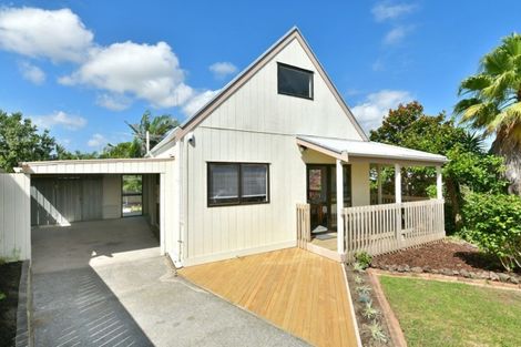 Photo of property in 1 Lucy Foster Lane, Red Beach, 0932