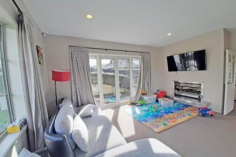 Photo of property in 62 Toscana Drive, Karaka, Papakura, 2113
