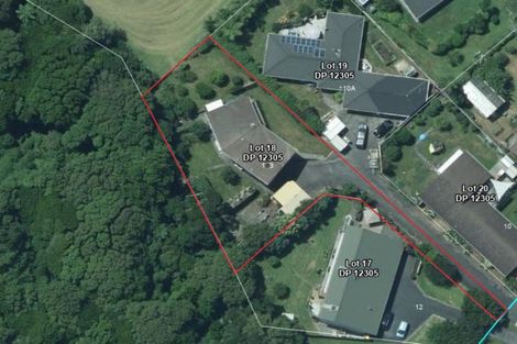 Photo of property in 10b Hickford Place, Okato, 4335