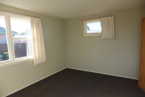 Photo of property in 109 Warren Crescent, Hillmorton, Christchurch, 8025