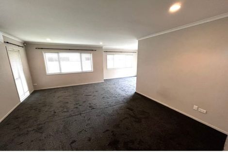 Photo of property in 4 Mordane Place, Flat Bush, Auckland, 2016