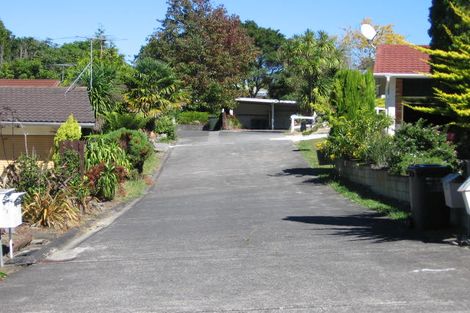 Photo of property in 1/27 Nui Mana Place, Te Atatu South, Auckland, 0610