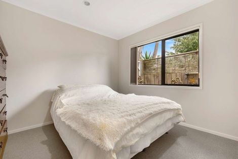 Photo of property in 104b Racecourse Road, Waiuku, 2123