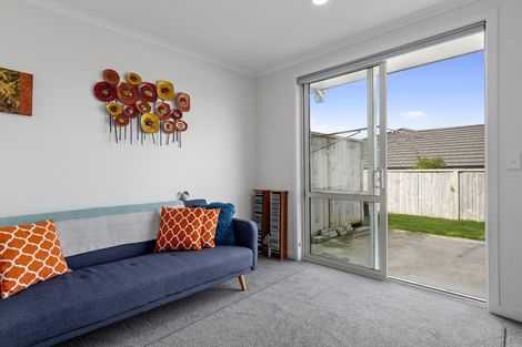 Photo of property in Waterview Estate, 64/4 Greystone Place, Omokoroa, 3114